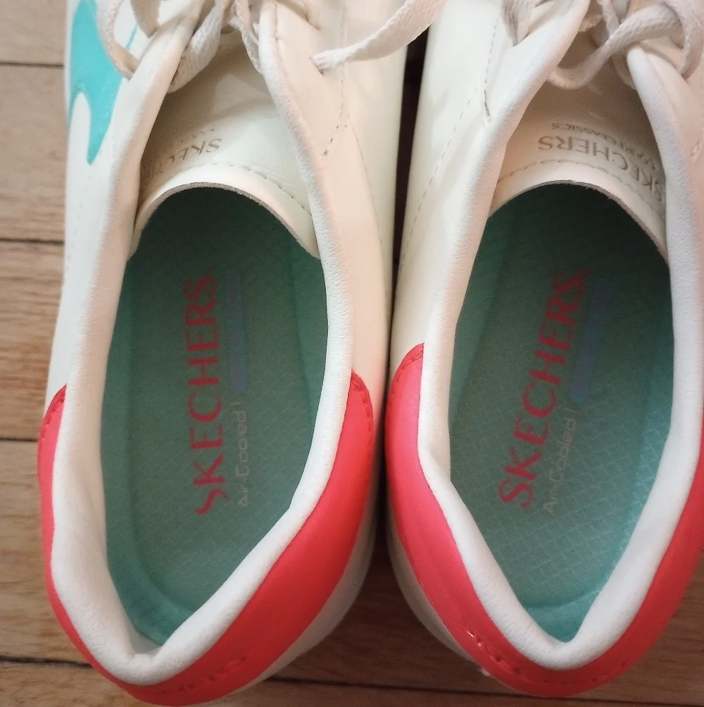 Skechers Eden LX Court Classics Off White With Coral Pink + Teal Accents Size 10